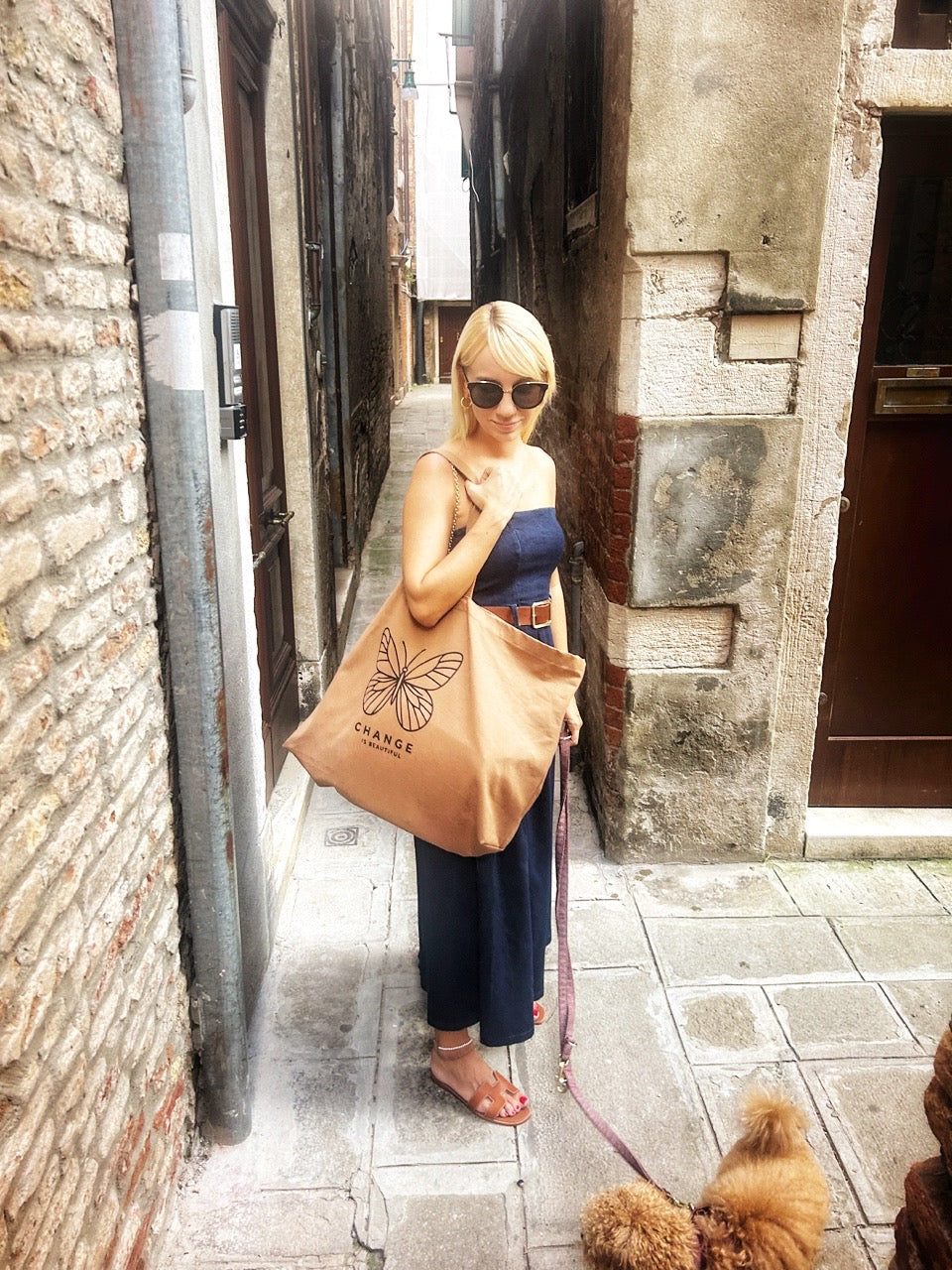 OVERSIZED TOTE BAG "CHANGE IS BEAUTIFUL" MIT SCHMETTERLINGSDESIGN